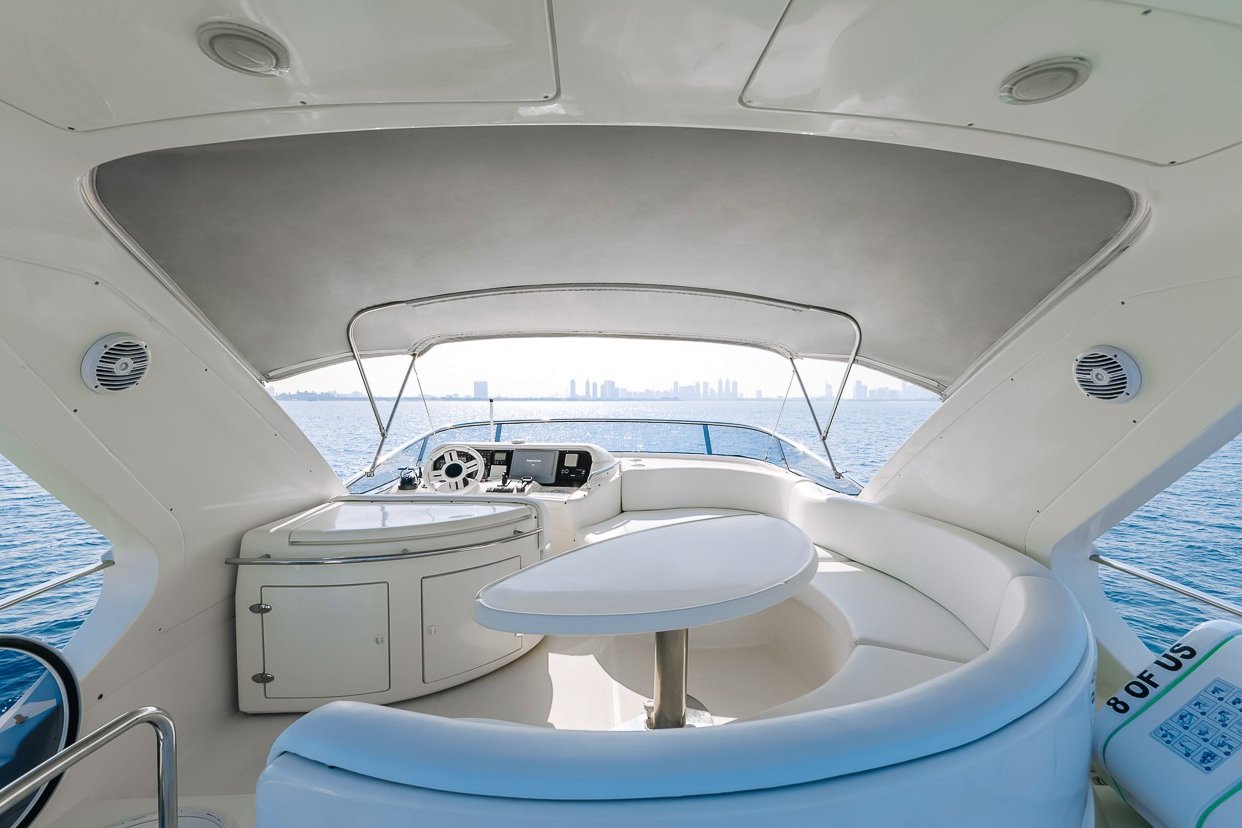 Azimut 8ofUs, gallery image 6