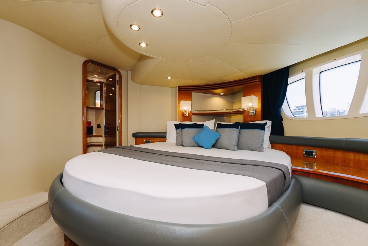 Azimut 8ofUs, gallery image 7