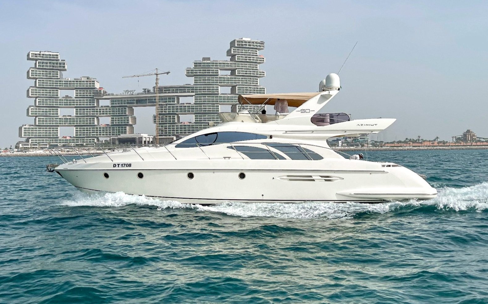 Azimut Grand Crew (50 ft)