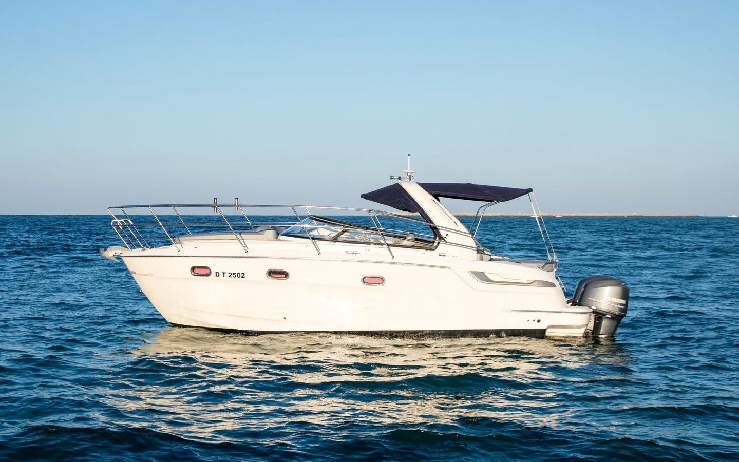Nora (33 ft)