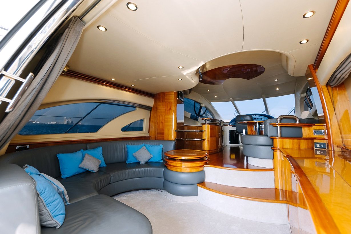 Azimut 8ofUs, gallery image 2