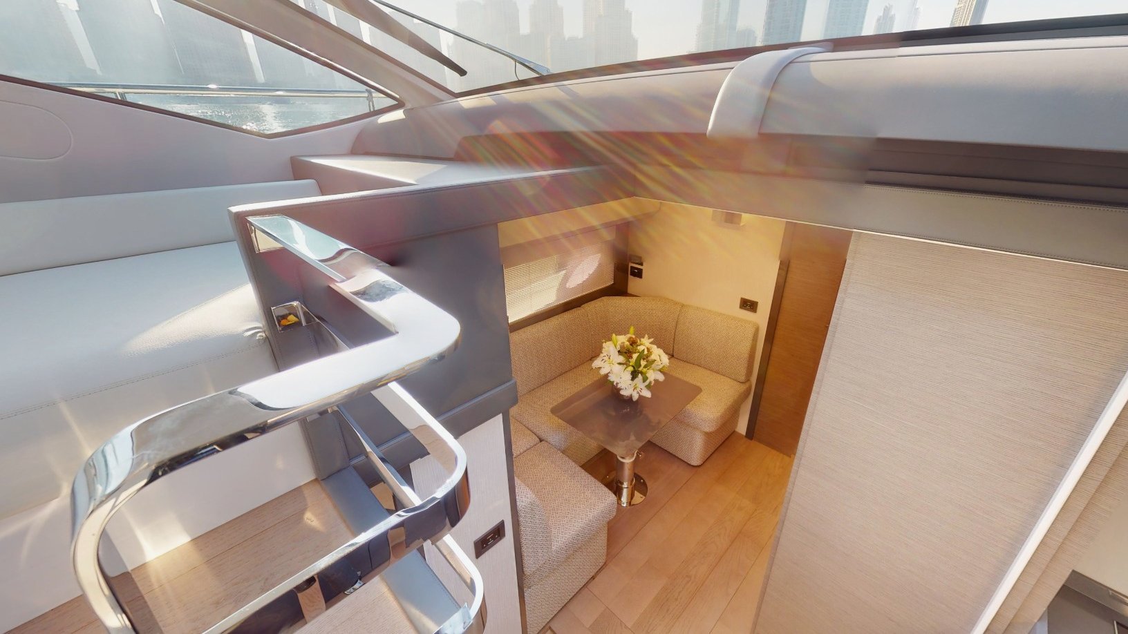 Pershing 5X Pearl White, gallery image 16