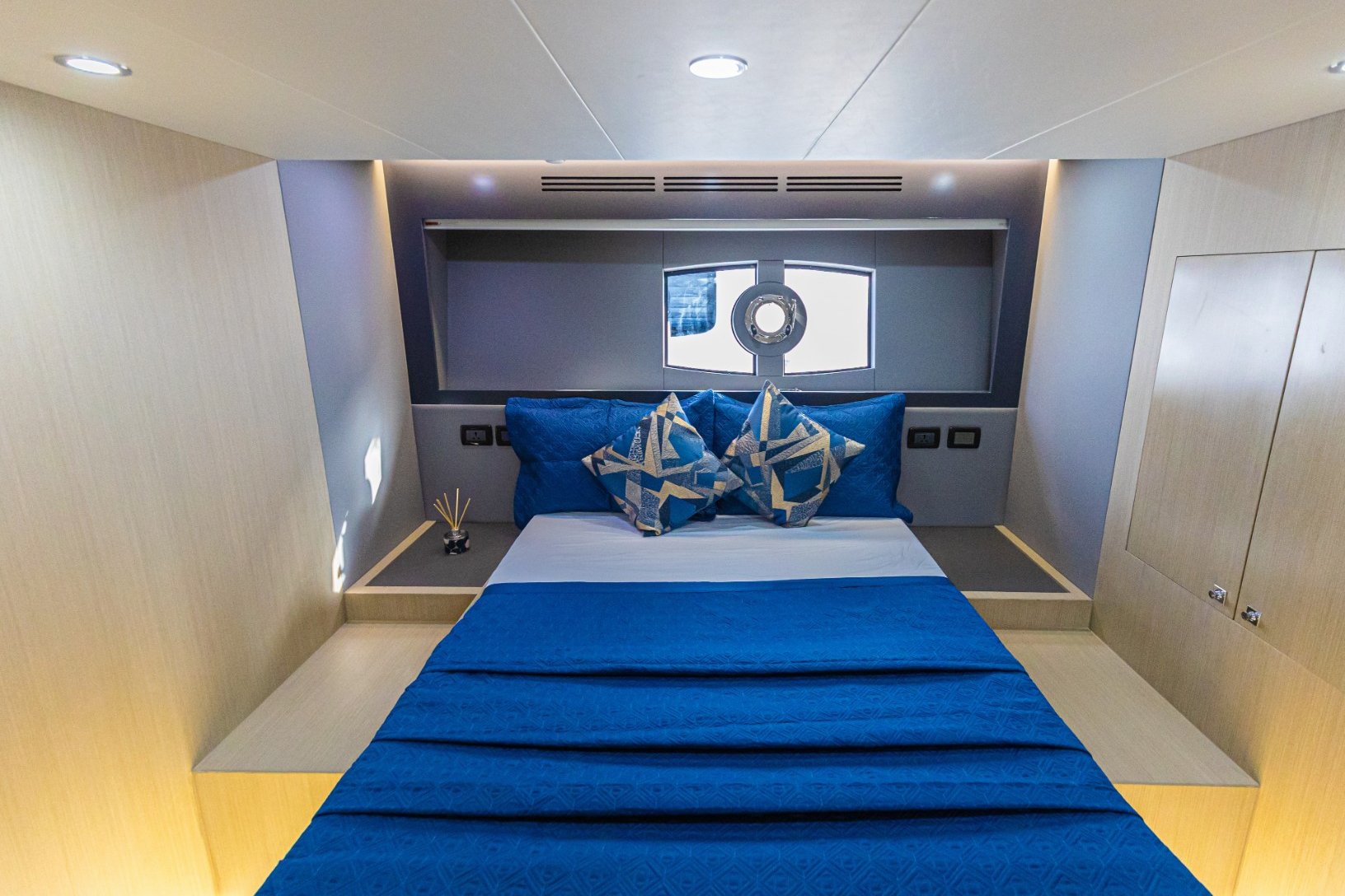 Sky Walker Axa, gallery image 6