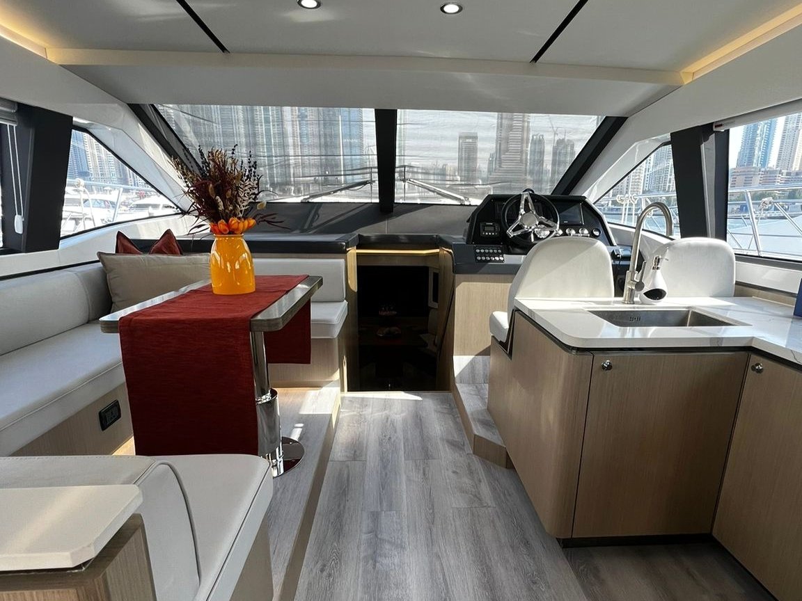 Sky Walker Ava, gallery image 5
