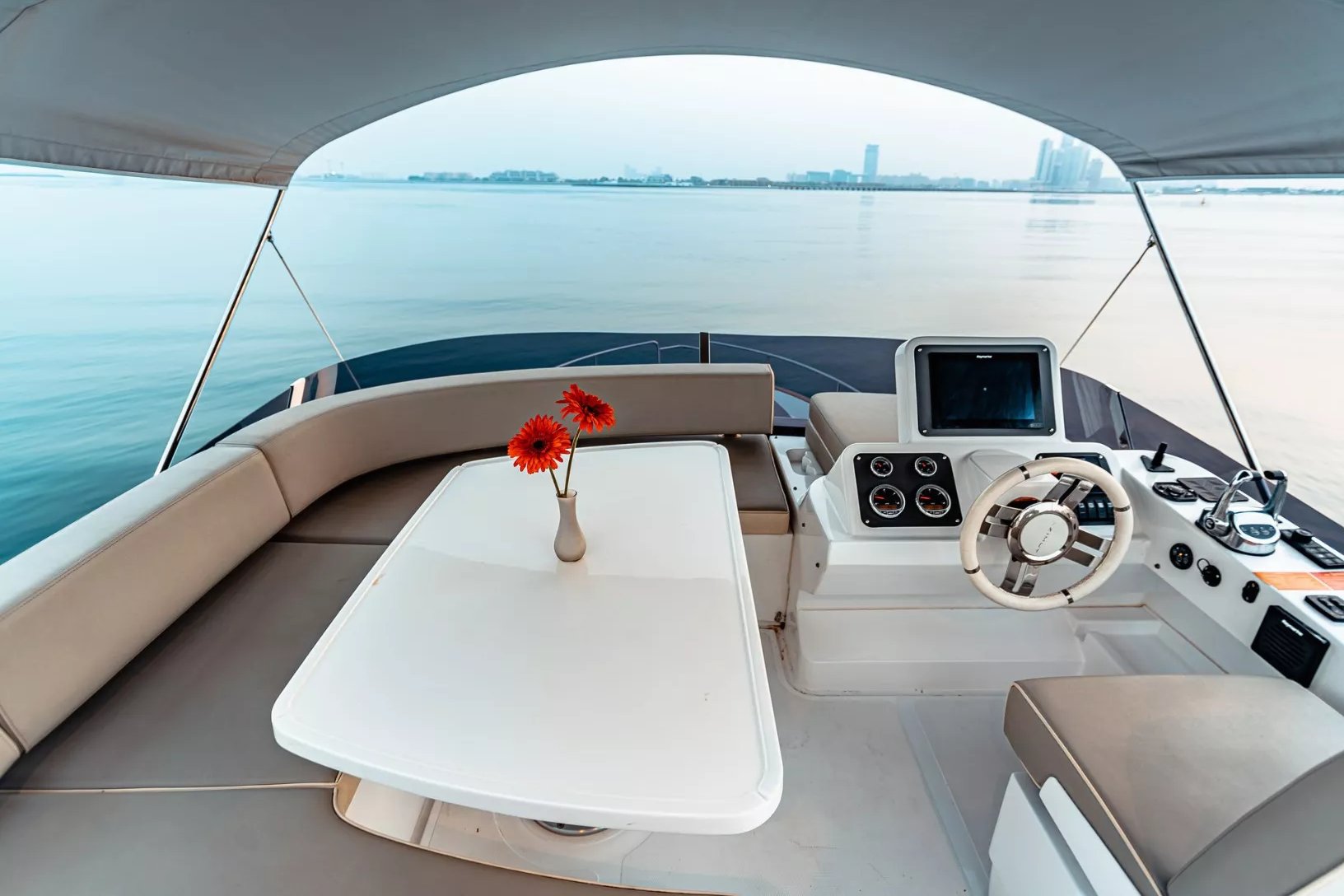 Azimut Magellano 43 ft, gallery image 6