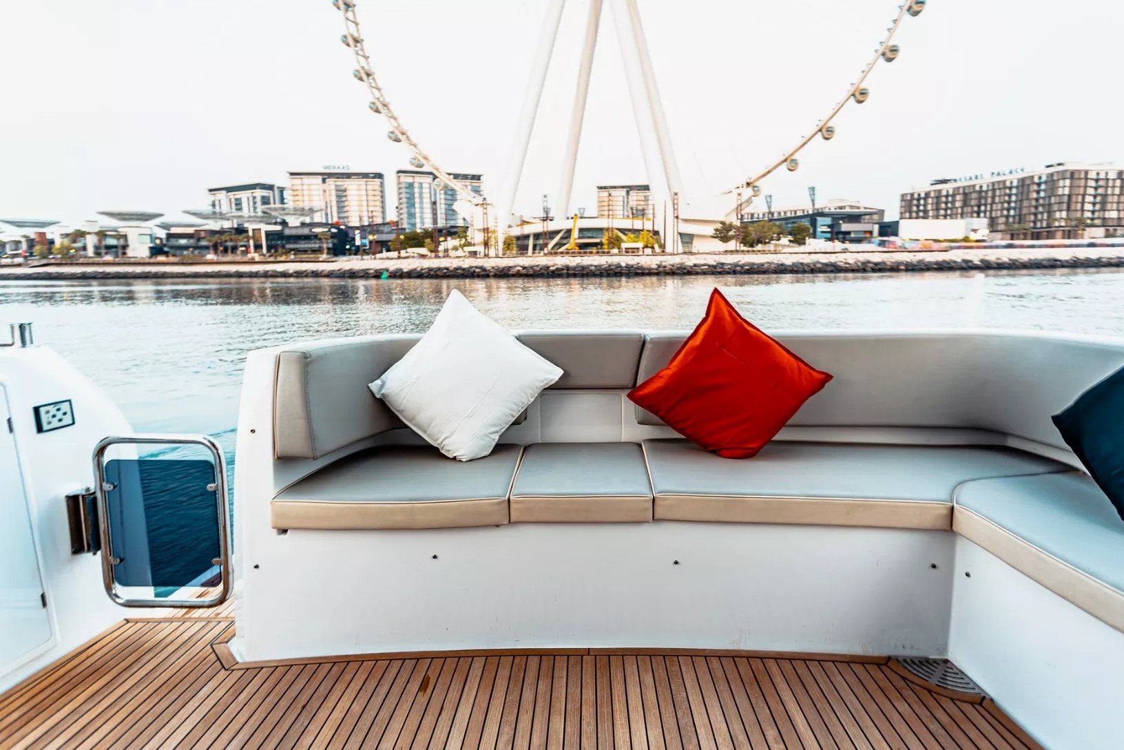 Azimut Magellano 43 ft, gallery image 7