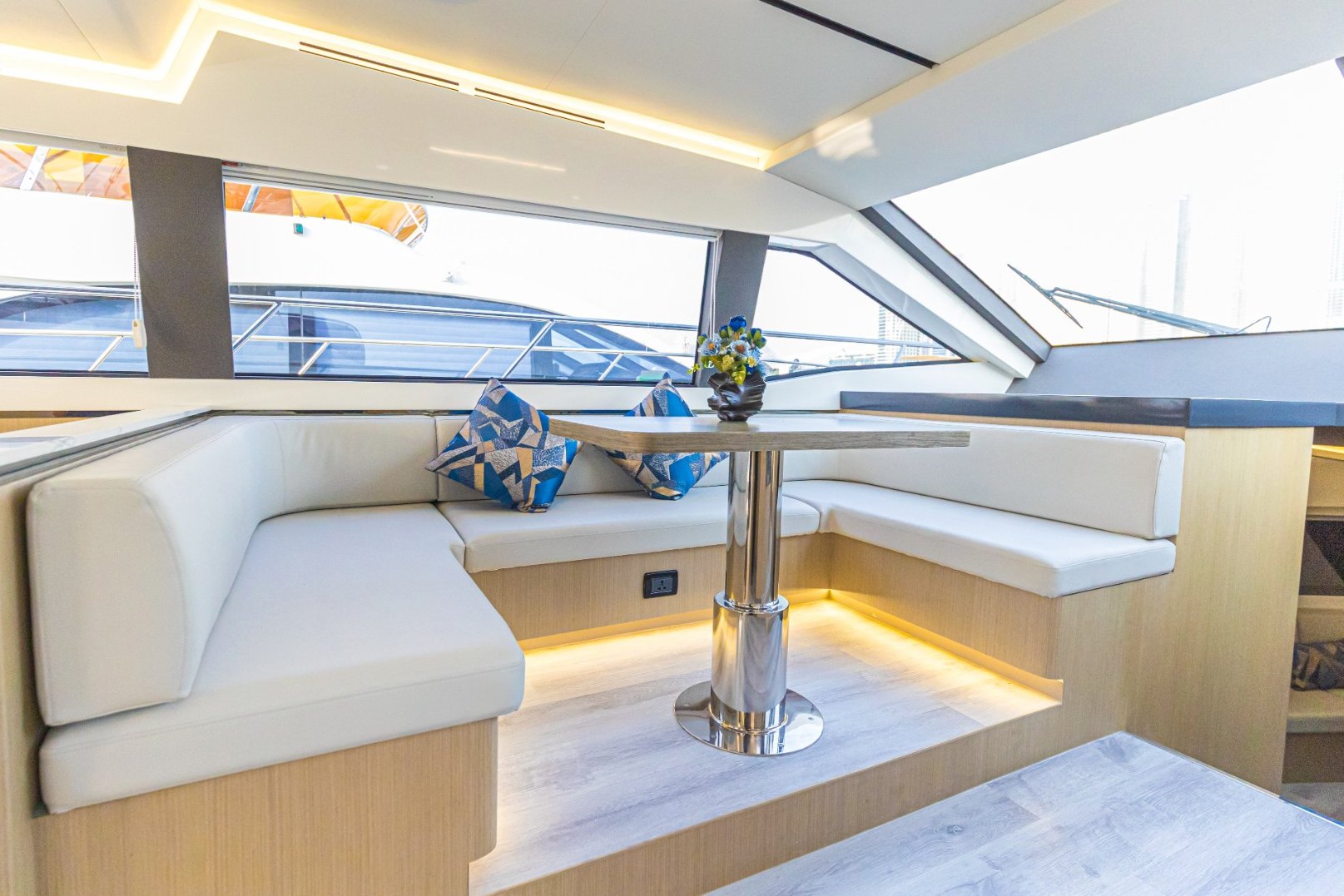 Sky Walker Axa, gallery image 5